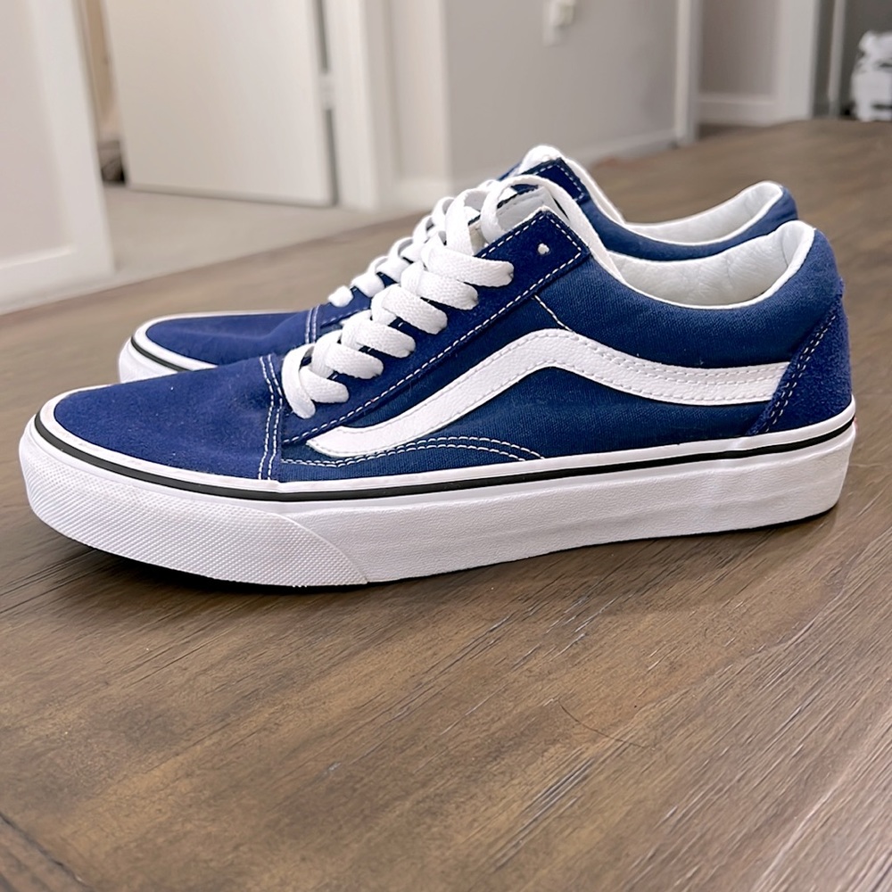 Vans Old Skool Women’s Shoe